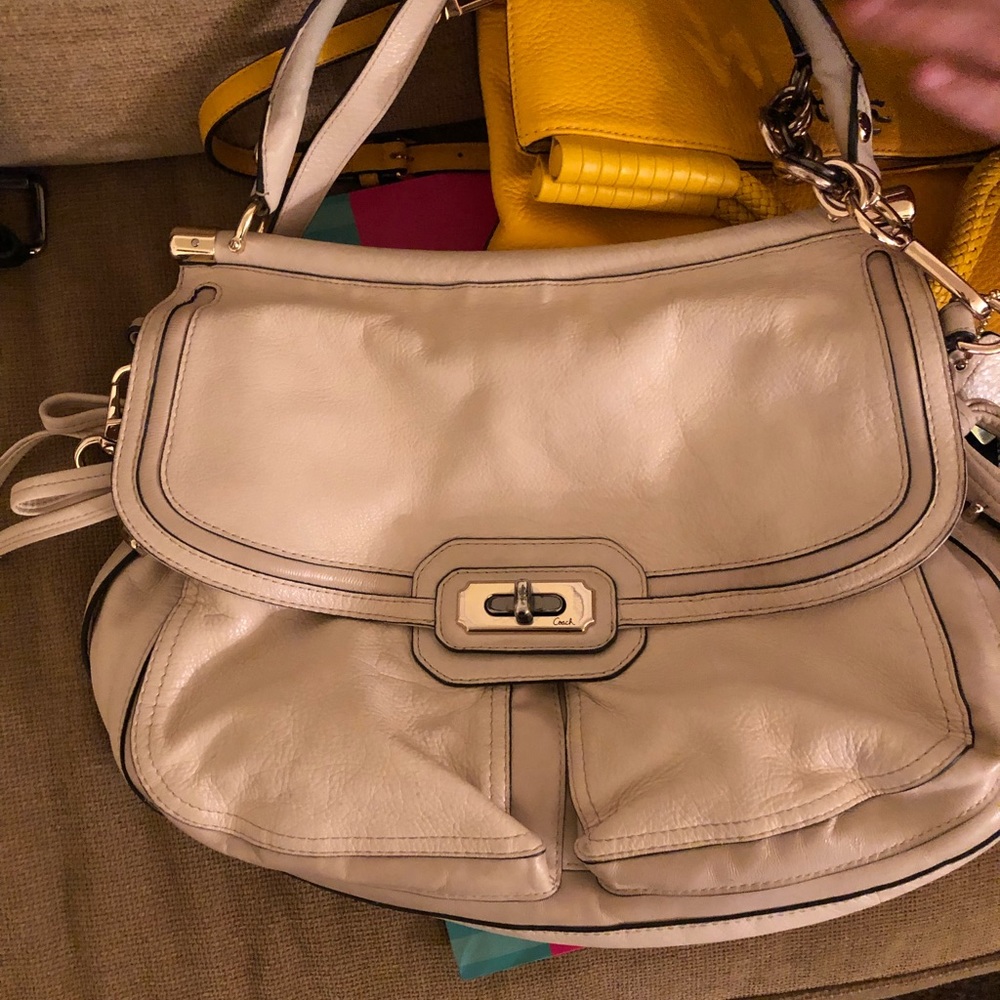 Coach Creme Shoulder/Cross Body Large Bag